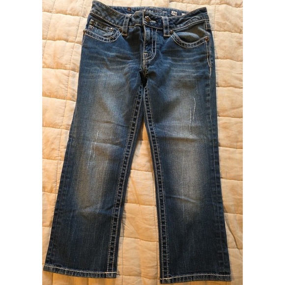 Size 29 Miss Me Jeans Women's Signature Embroidered Capri Flap Pockets Bling EUC - Picture 3 of 11